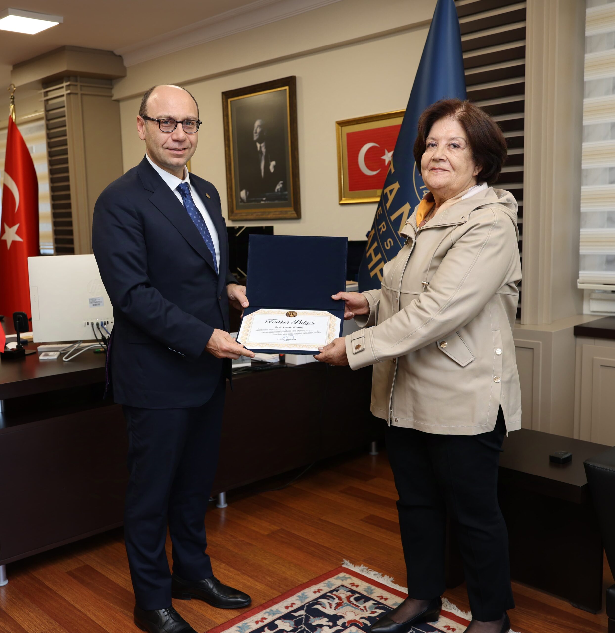 Rektör Prof. Dr. Nuri Aydın Üniversitemiz Bağışçısı Sayın Zerrin Öztürk’ü Kabul Etti